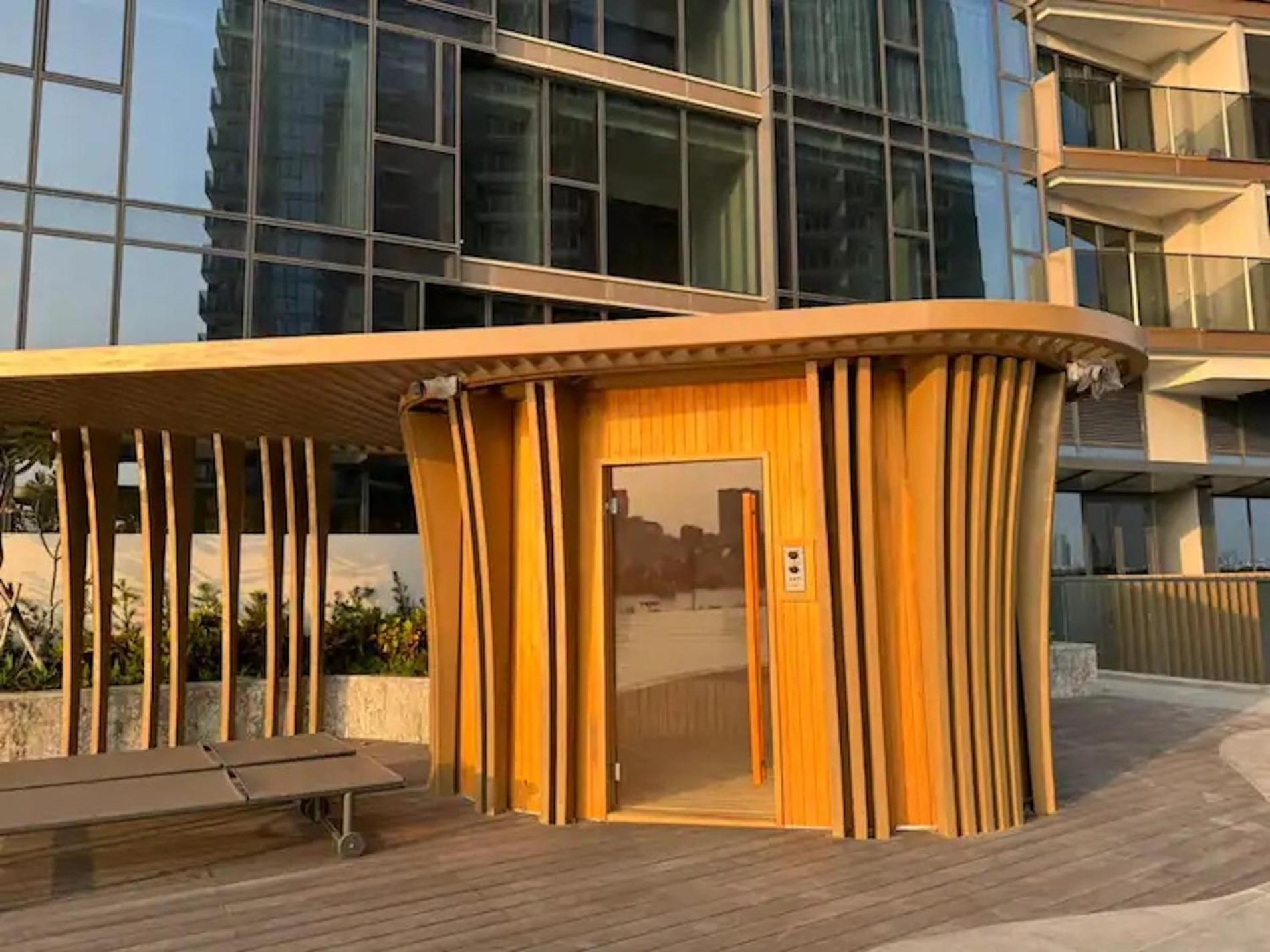 הו צ'י מין סיטי The Opera Apartment Cental Saigon Free Pool-Gym-Sauna Room- Golf Mini מראה חיצוני תמונה