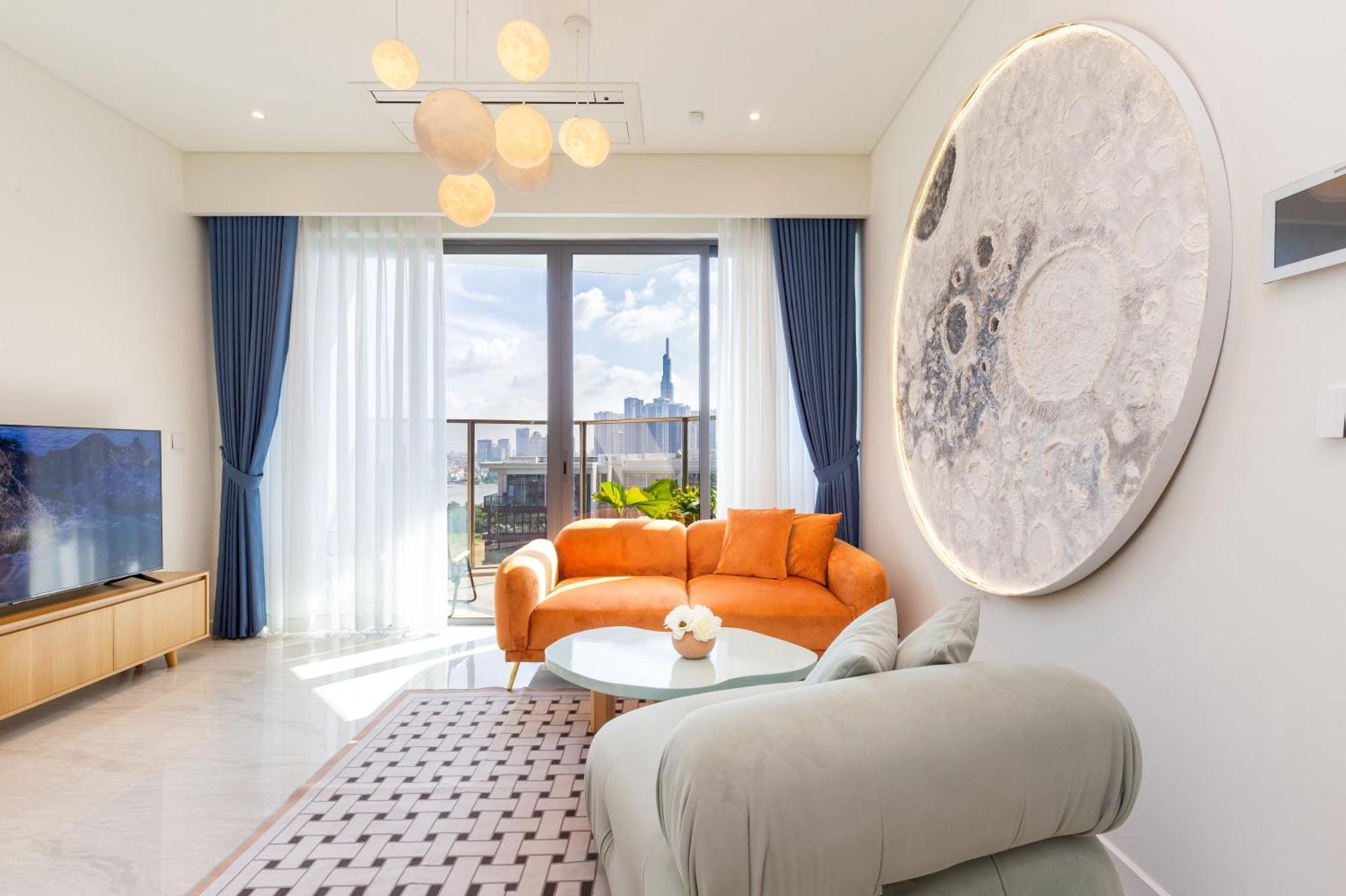 הו צ'י מין סיטי The Opera Apartment Cental Saigon Free Pool-Gym-Sauna Room- Golf Mini מראה חיצוני תמונה